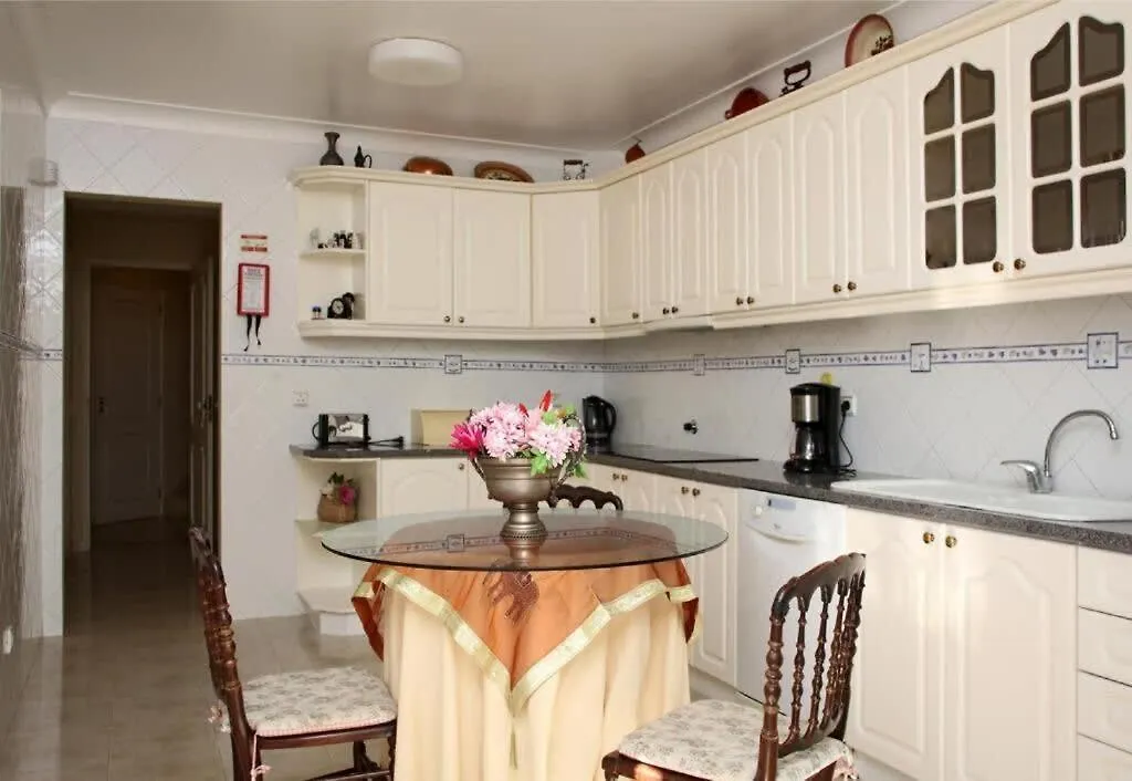 Villa Juniper Fenced Pool Spacious House Albufeira