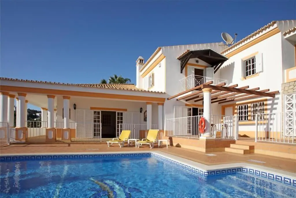 Villa Juniper Fenced Pool Spacious House Albufeira 0*,